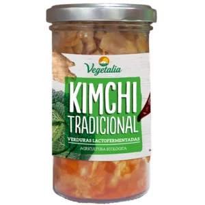 El Kimchi Tradicional de Vegetalia es una fuente rica en probióticos, vitaminas y fibra que pueden ayudar a mejorar la digestión y la salud intestinal.